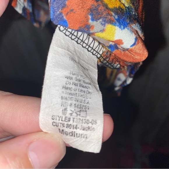 Pants Store Floral Jackie Sleeveless High Low Blouse - Picture 7 of 7